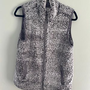 Thread & Supply Sherpa Vest